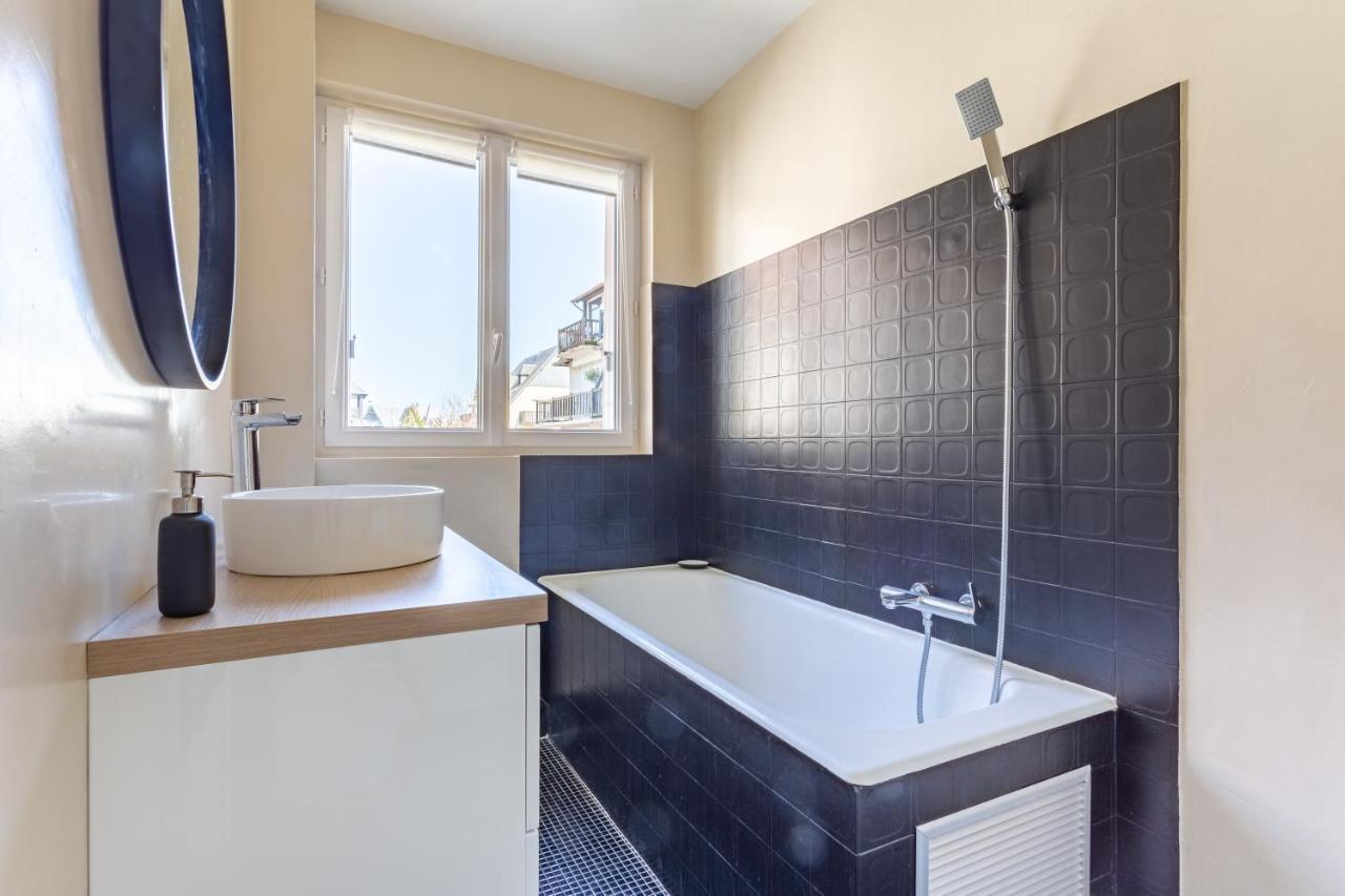 Le Carrousel - Appartement Avec Studio Attenant Deauville Esterno foto