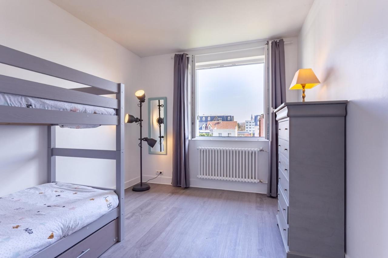 Le Carrousel - Appartement Avec Studio Attenant Deauville Esterno foto